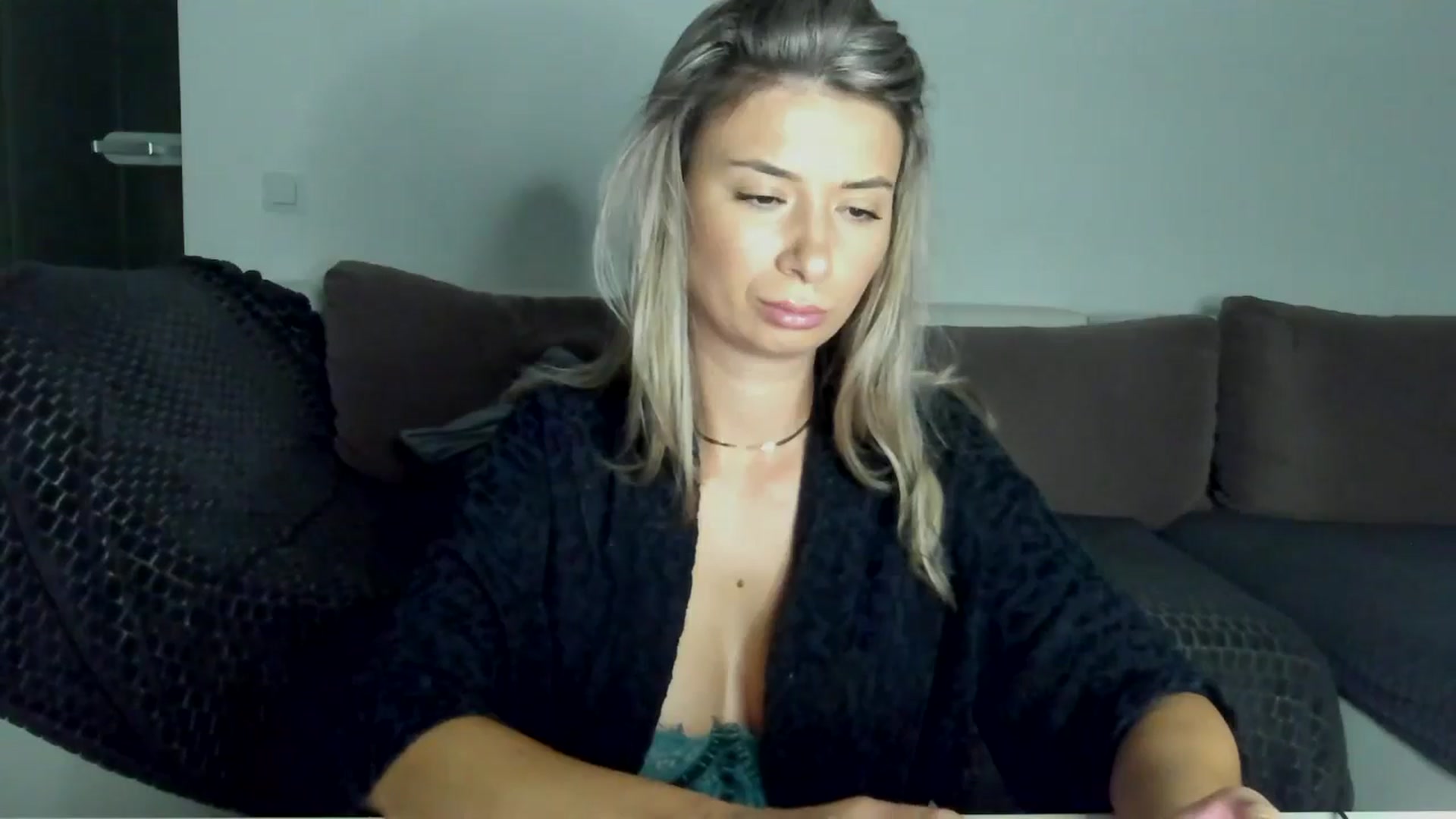 Gallery image thumbnail from SseCretA's myfreecams stream on, 04/18/2024, 05:13 image 16 of 20