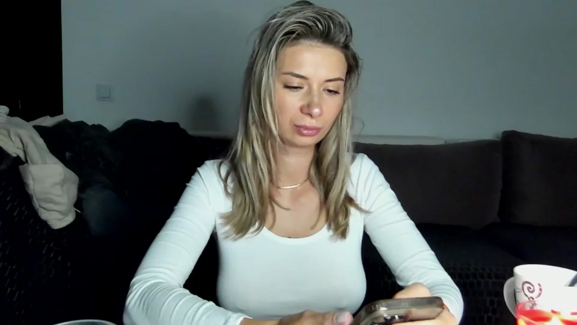Gallery image thumbnail from SseCretA's myfreecams stream on, 04/23/2024, 04:03 image 11 of 20