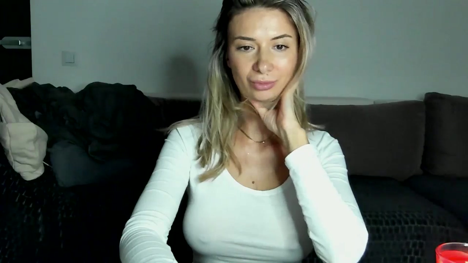 Gallery image thumbnail from SseCretA's myfreecams stream on, 04/23/2024, 06:24 image 11 of 20