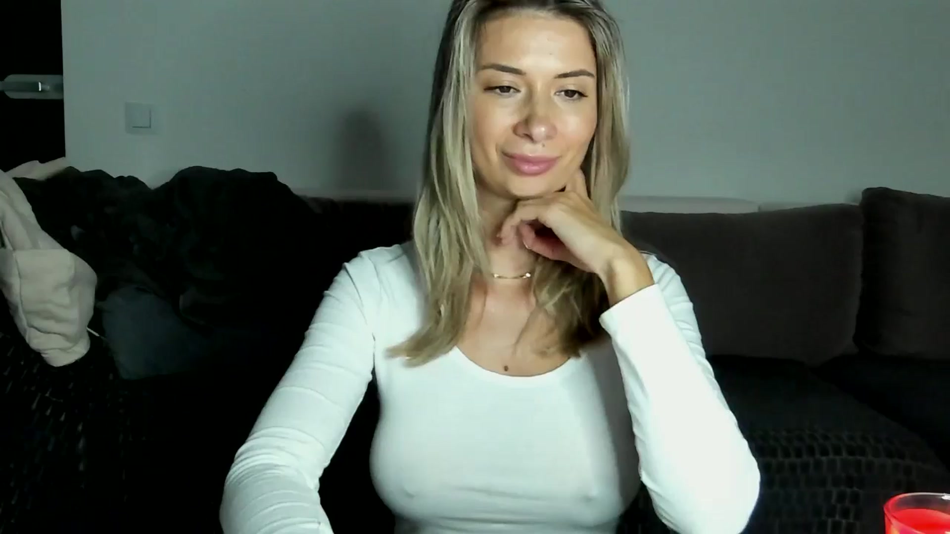 Gallery image thumbnail from SseCretA's myfreecams stream on, 04/23/2024, 06:24 image 6 of 20
