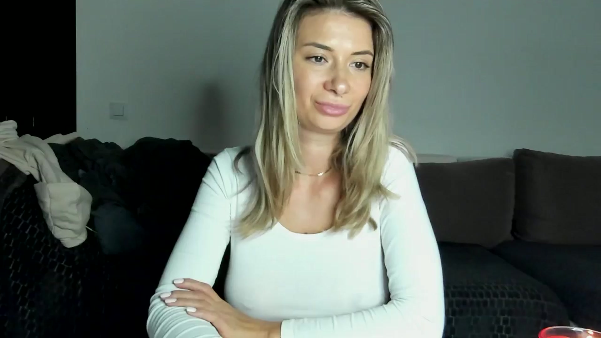 Gallery image thumbnail from SseCretA's myfreecams stream on, 04/23/2024, 07:34 image 6 of 20