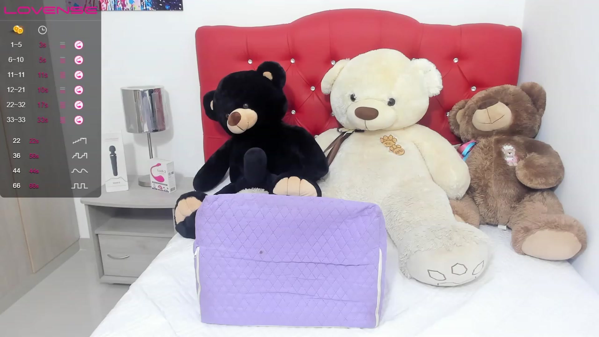 Gallery image thumbnail from Ssknyysweeet_'s myfreecams stream on, 08/03/2023, 16:03 image 14 of 20