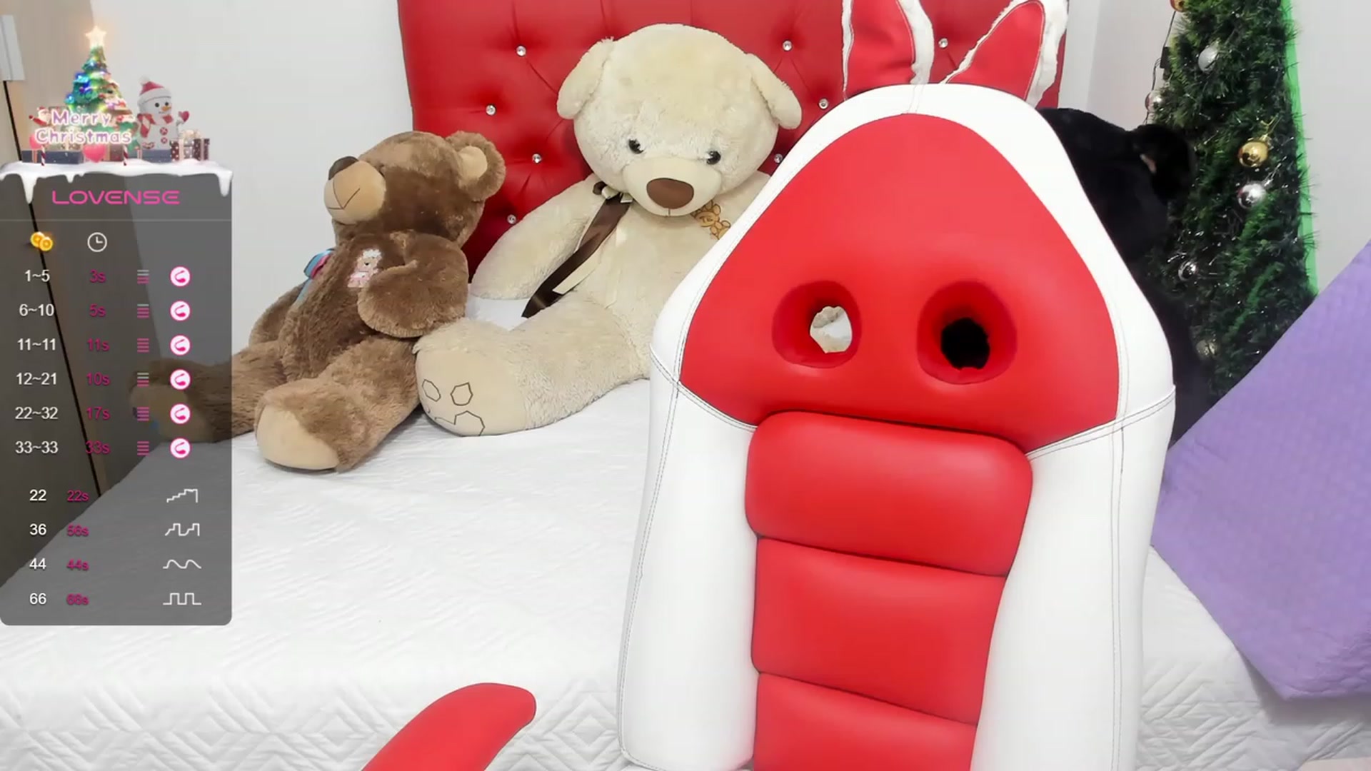 Gallery image thumbnail from Ssknyysweeet_'s myfreecams stream on, 12/23/2023, 15:50 image 12 of 20