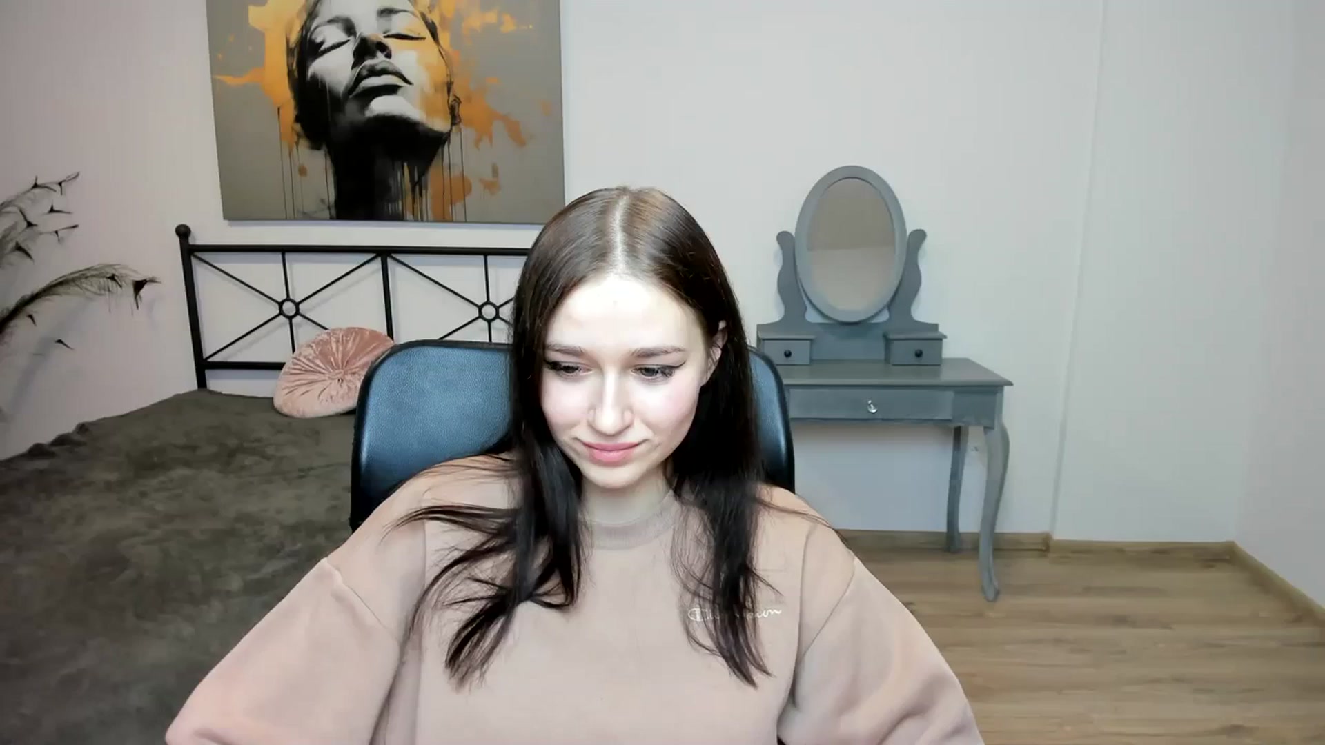 Gallery image thumbnail from SsweetPeaches's myfreecams stream on, 01/07/2024, 22:58 image 10 of 20