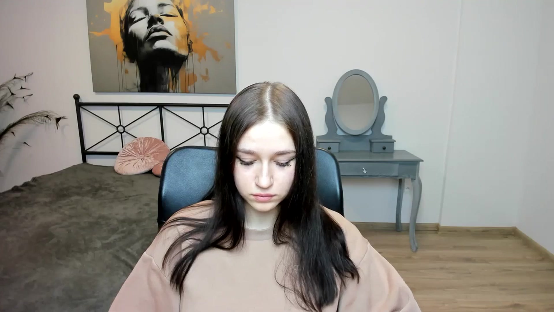 Gallery image thumbnail from SsweetPeaches's myfreecams stream on, 01/07/2024, 22:58 image 8 of 20