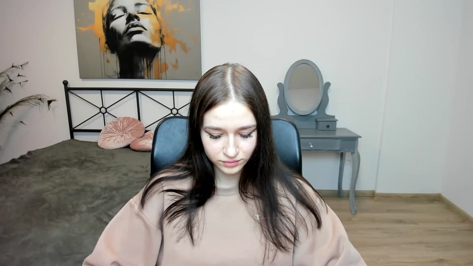 Gallery image thumbnail from SsweetPeaches's myfreecams stream on, 01/07/2024, 22:58 image 1 of 20