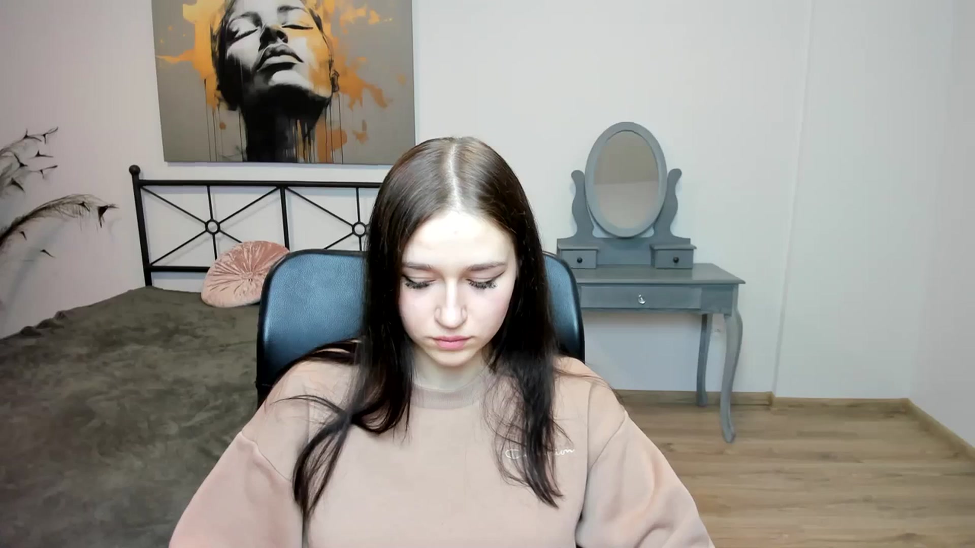 Gallery image thumbnail from SsweetPeaches's myfreecams stream on, 01/07/2024, 22:58 image 11 of 20