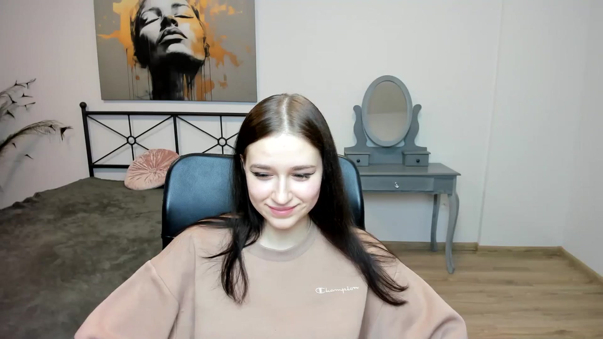 Gallery image thumbnail from SsweetPeaches's myfreecams stream on, 01/07/2024, 22:58 image 18 of 20