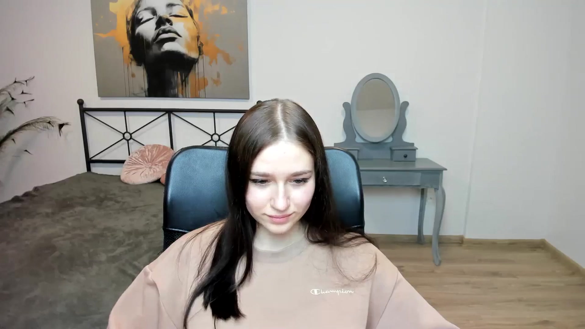 Gallery image thumbnail from SsweetPeaches's myfreecams stream on, 01/08/2024, 24:09 image 11 of 20