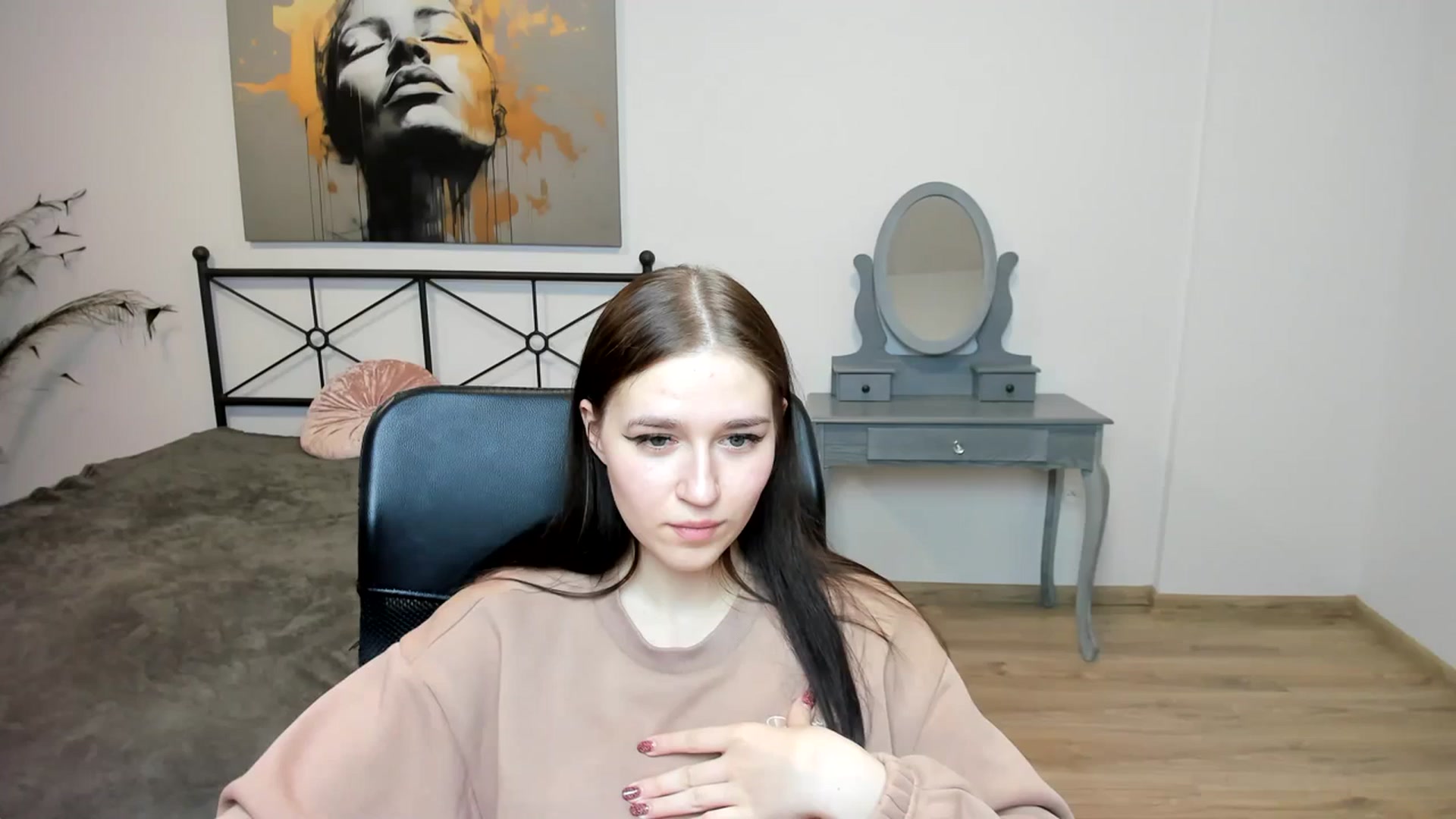 Gallery image thumbnail from SsweetPeaches's myfreecams stream on, 01/08/2024, 01:39 image 18 of 20
