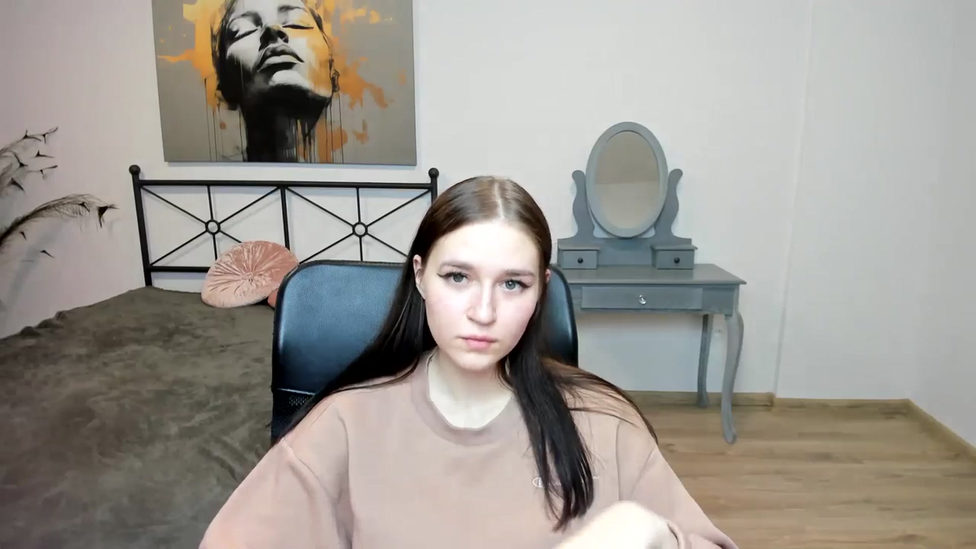 Gallery image thumbnail from SsweetPeaches's myfreecams stream on, 01/08/2024, 01:39 image 13 of 20