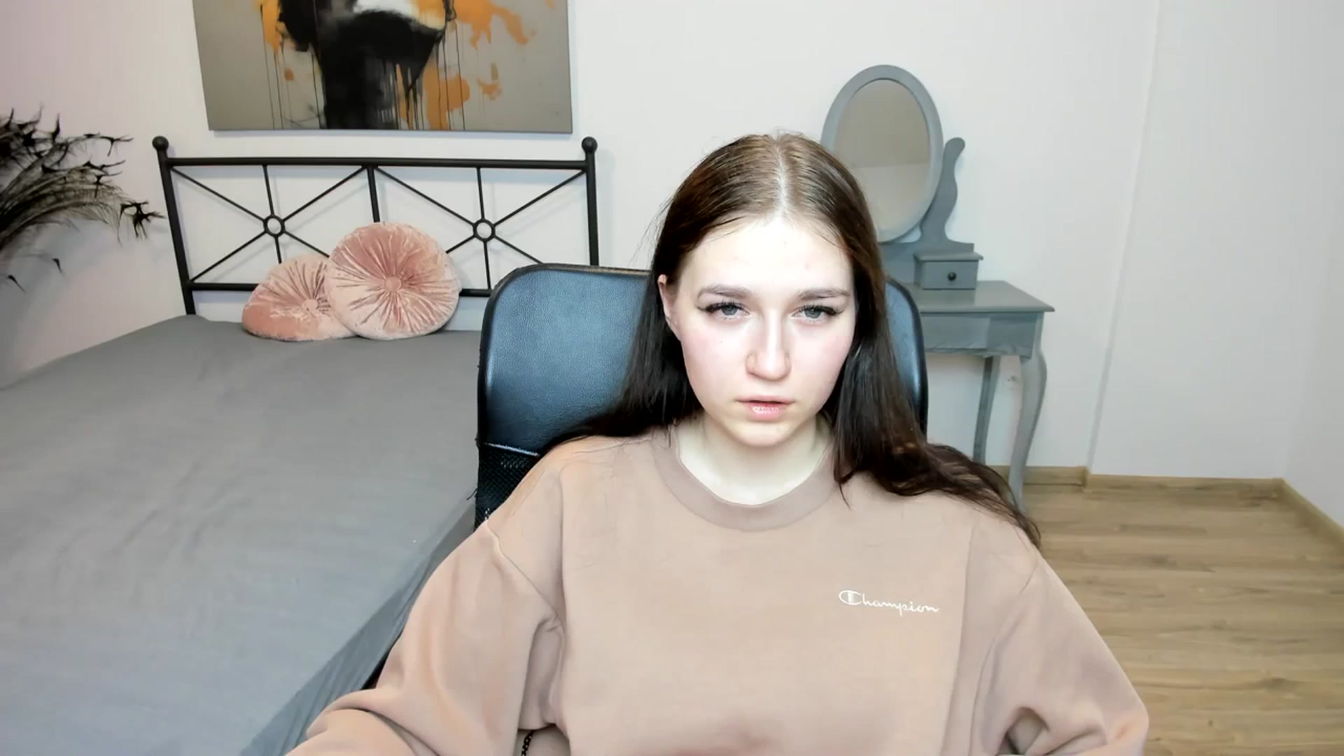 Gallery image thumbnail from SsweetPeaches's myfreecams stream on, 01/16/2024, 03:02 image 9 of 20