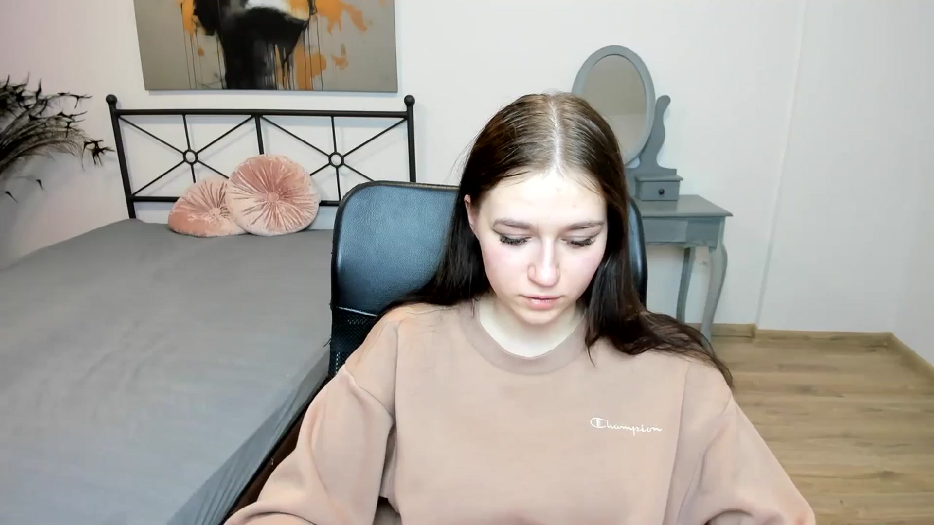 Gallery image thumbnail from SsweetPeaches's myfreecams stream on, 01/16/2024, 03:02 image 17 of 20