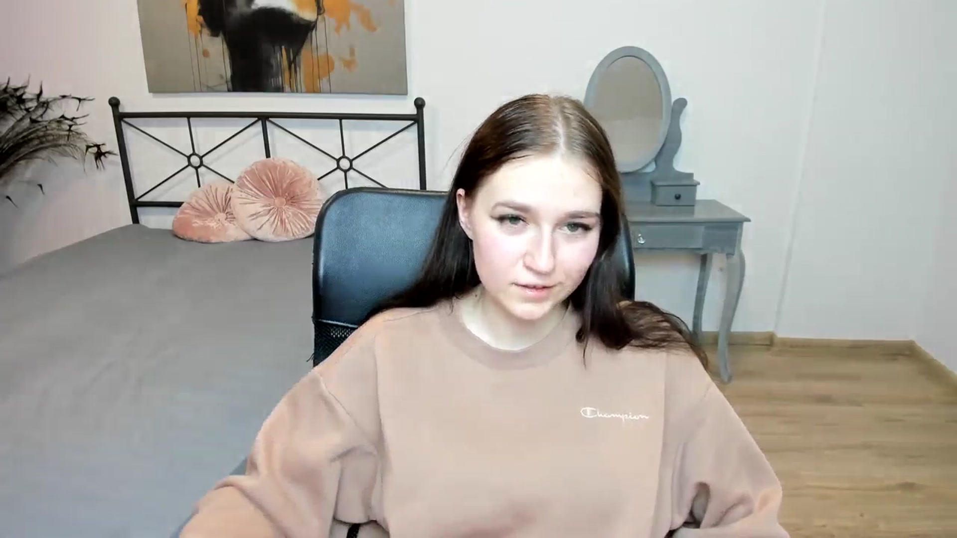 Gallery image thumbnail from SsweetPeaches's myfreecams stream on, 01/16/2024, 03:02 image 4 of 20