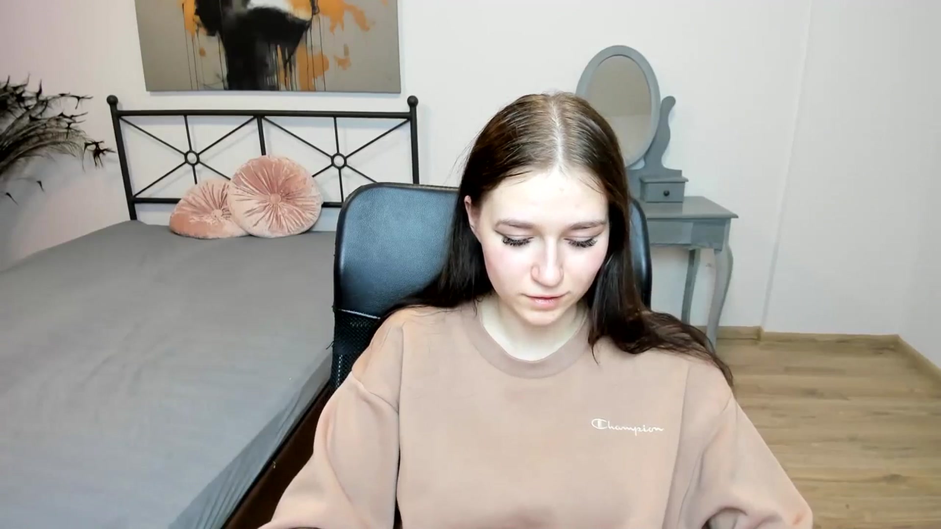 Gallery image thumbnail from SsweetPeaches's myfreecams stream on, 01/16/2024, 03:02 image 8 of 20