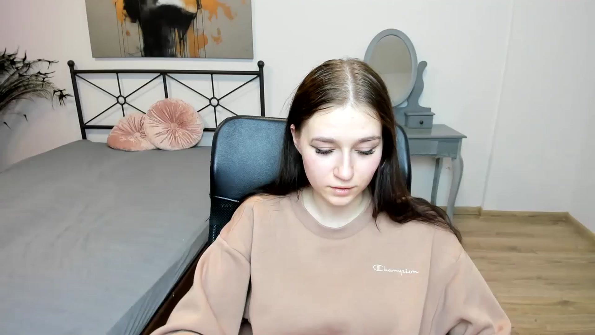 Gallery image thumbnail from SsweetPeaches's myfreecams stream on, 01/16/2024, 03:02 image 6 of 20