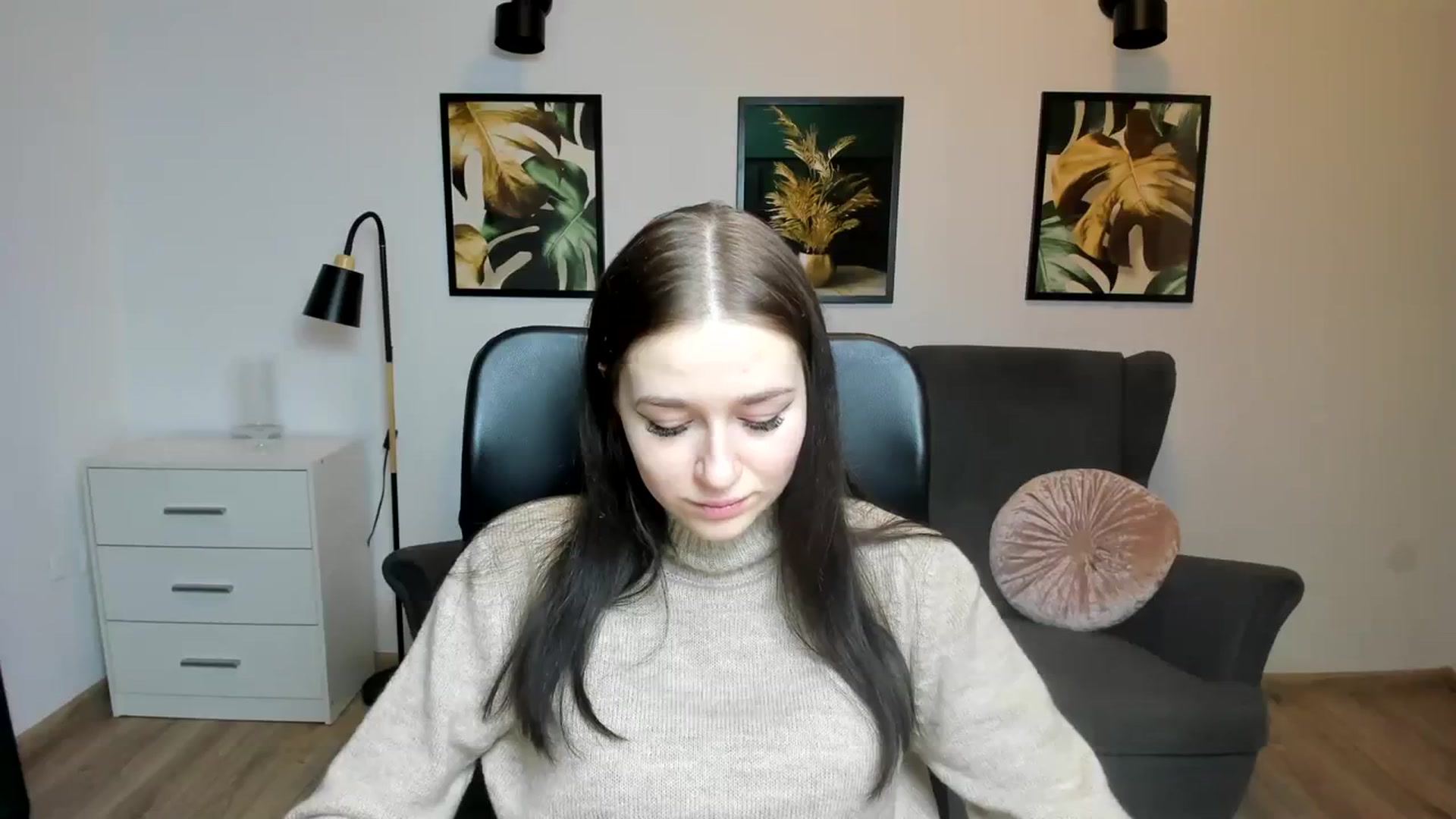 Gallery image thumbnail from SsweetPeaches's myfreecams stream on, 01/16/2024, 21:58 image 20 of 20
