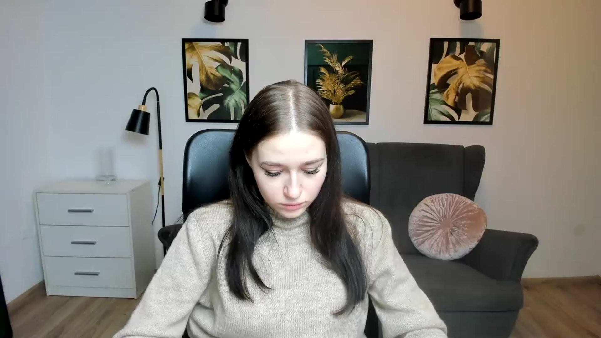 Gallery image thumbnail from SsweetPeaches's myfreecams stream on, 01/16/2024, 22:58 image 20 of 20