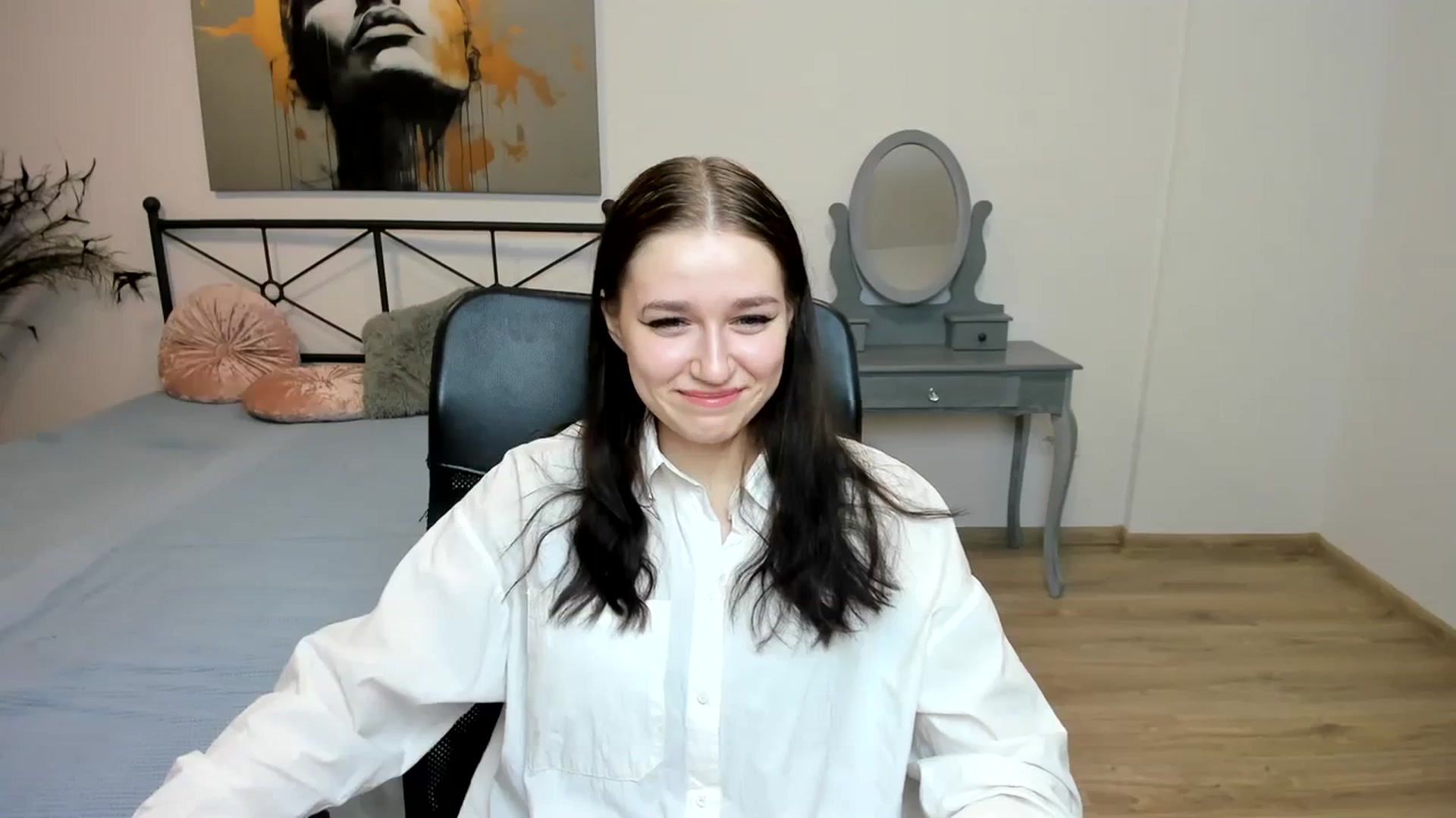 Gallery image thumbnail from SsweetPeaches's myfreecams stream on, 01/21/2024, 23:19 image 13 of 20