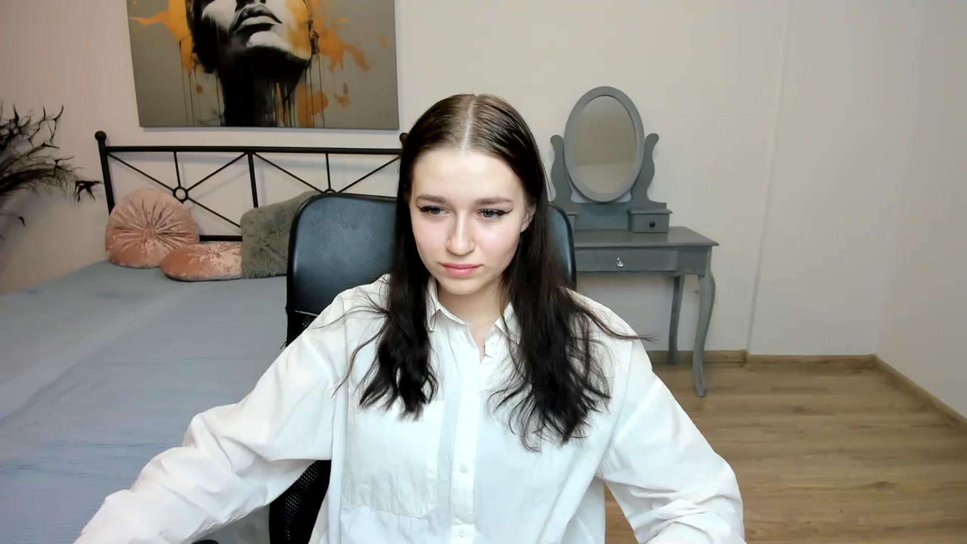 Gallery image thumbnail from SsweetPeaches's myfreecams stream on, 01/21/2024, 23:19 image 4 of 20
