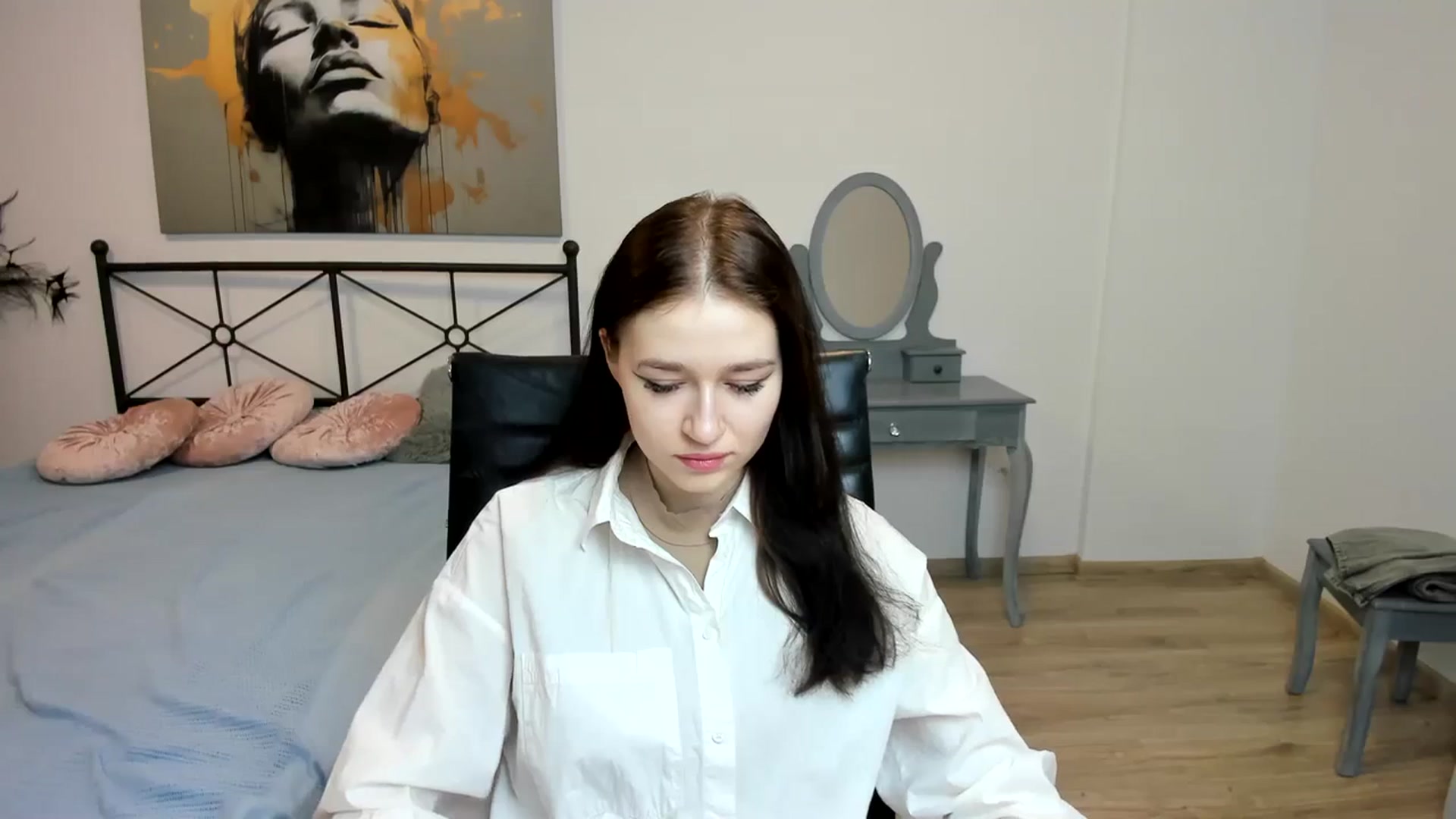 Gallery image thumbnail from SsweetPeaches's myfreecams stream on, 02/01/2024, 21:30 image 3 of 20