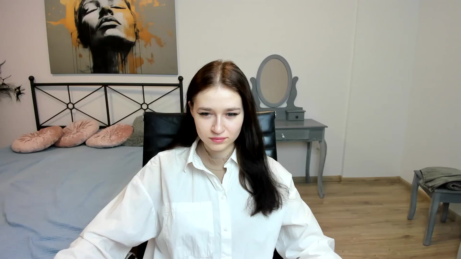 Gallery image thumbnail from SsweetPeaches's myfreecams stream on, 02/01/2024, 21:30 image 1 of 20