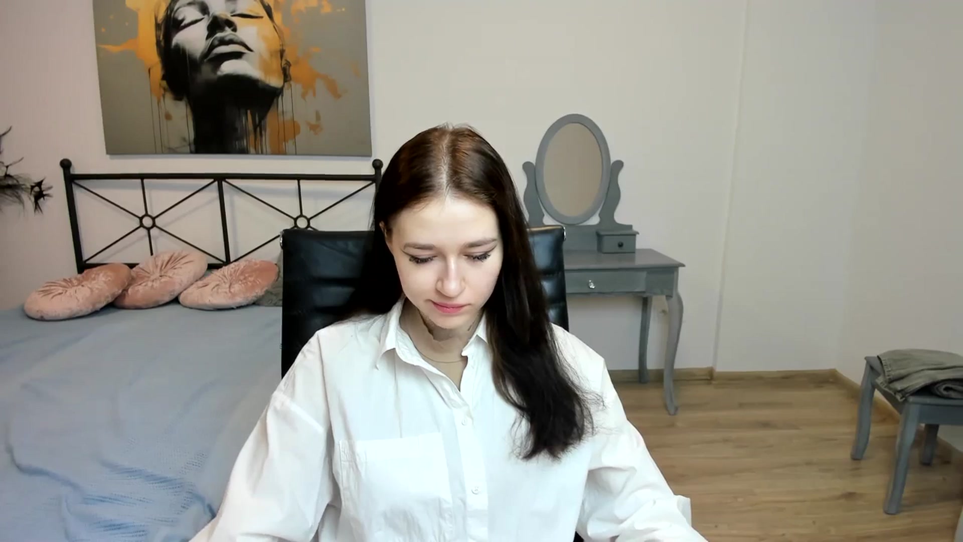 Gallery image thumbnail from SsweetPeaches's myfreecams stream on, 02/01/2024, 21:30 image 8 of 20