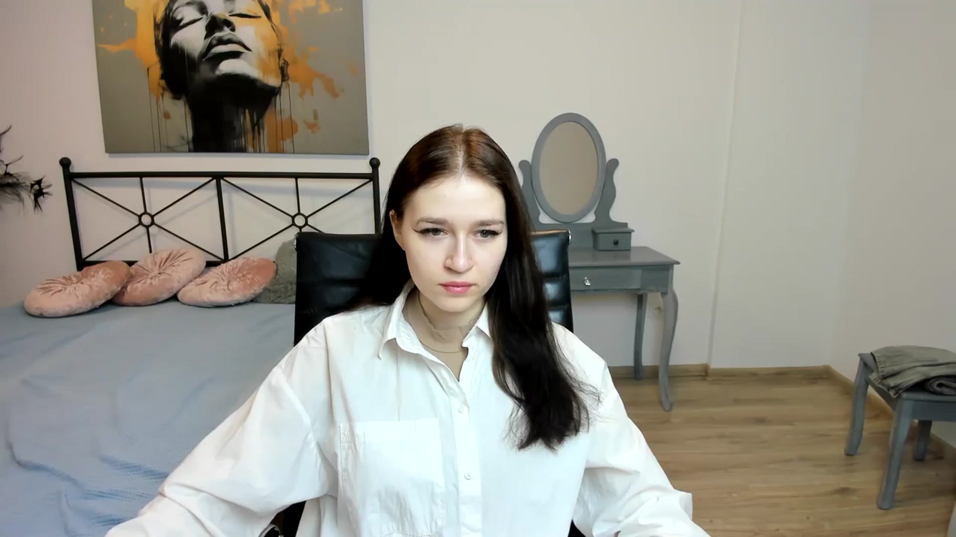 Gallery image thumbnail from SsweetPeaches's myfreecams stream on, 02/01/2024, 21:30 image 7 of 20