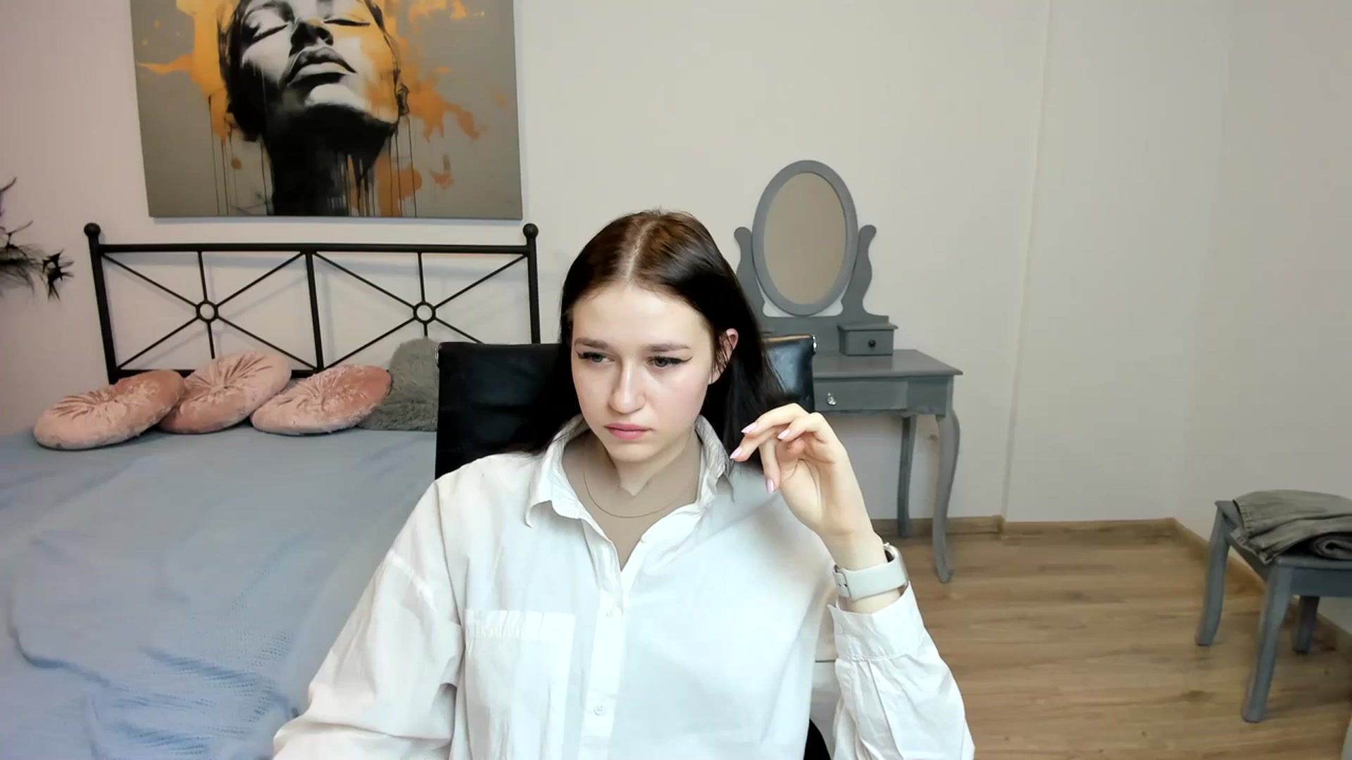 Gallery image thumbnail from SsweetPeaches's myfreecams stream on, 02/01/2024, 22:45 image 17 of 20