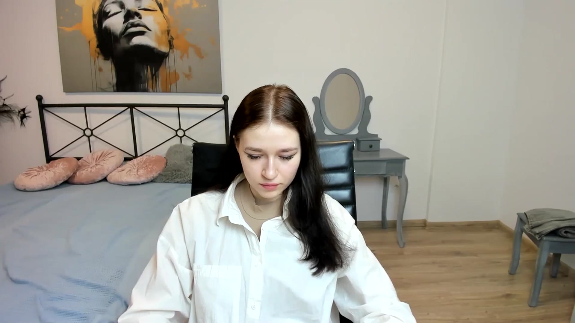 Gallery image thumbnail from SsweetPeaches's myfreecams stream on, 02/01/2024, 22:45 image 6 of 20