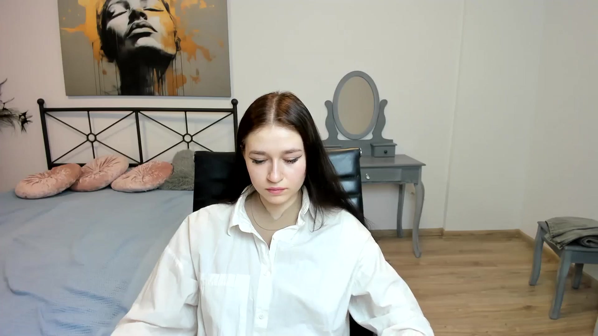 Gallery image thumbnail from SsweetPeaches's myfreecams stream on, 02/01/2024, 22:45 image 15 of 20