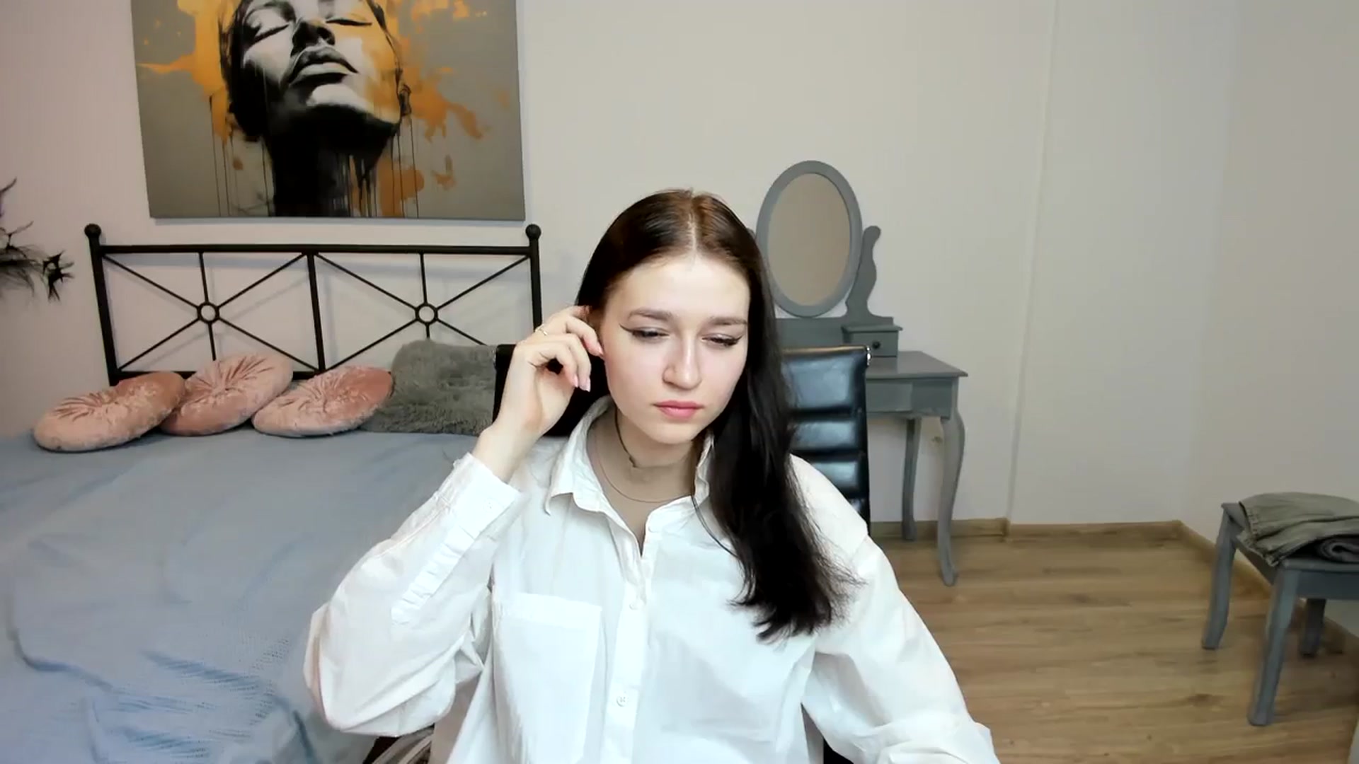 Gallery image thumbnail from SsweetPeaches's myfreecams stream on, 02/01/2024, 22:45 image 5 of 20