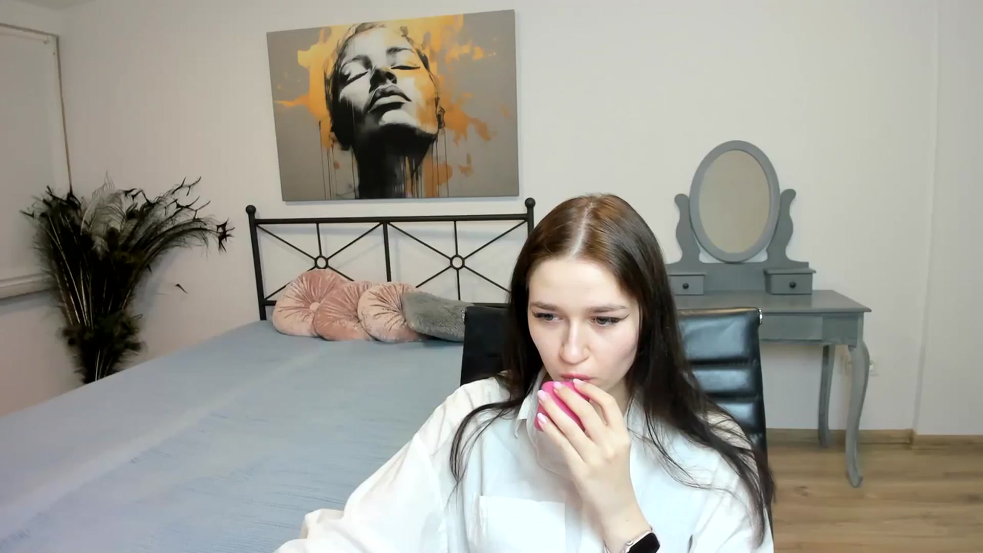 Gallery image thumbnail from SsweetPeaches's myfreecams stream on, 02/10/2024, 22:16 image 8 of 20