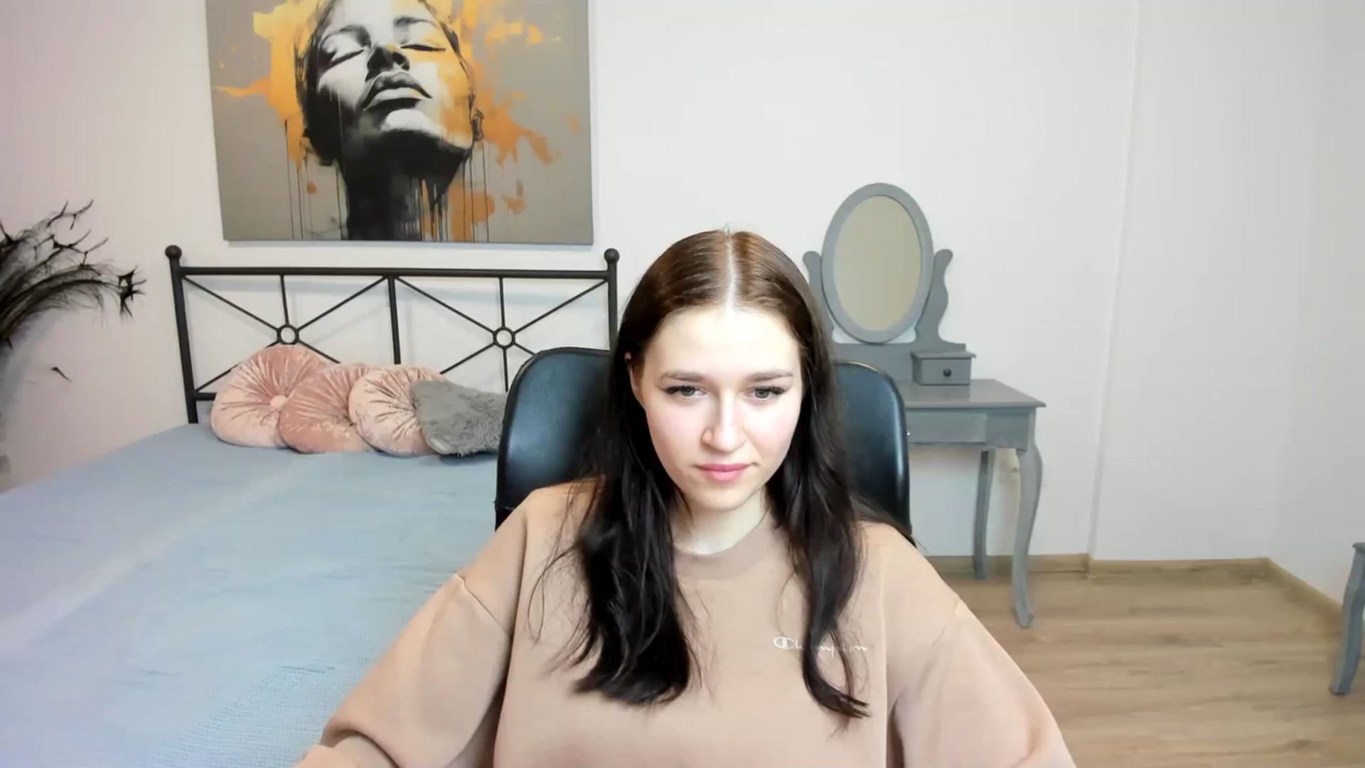 Gallery image thumbnail from SsweetPeaches's myfreecams stream on, 02/11/2024, 22:59 image 4 of 20