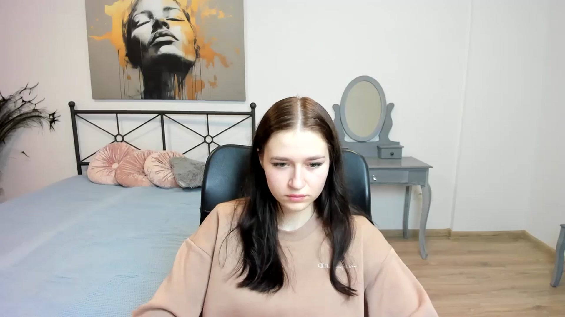 Gallery image thumbnail from SsweetPeaches's myfreecams stream on, 02/11/2024, 22:59 image 5 of 20