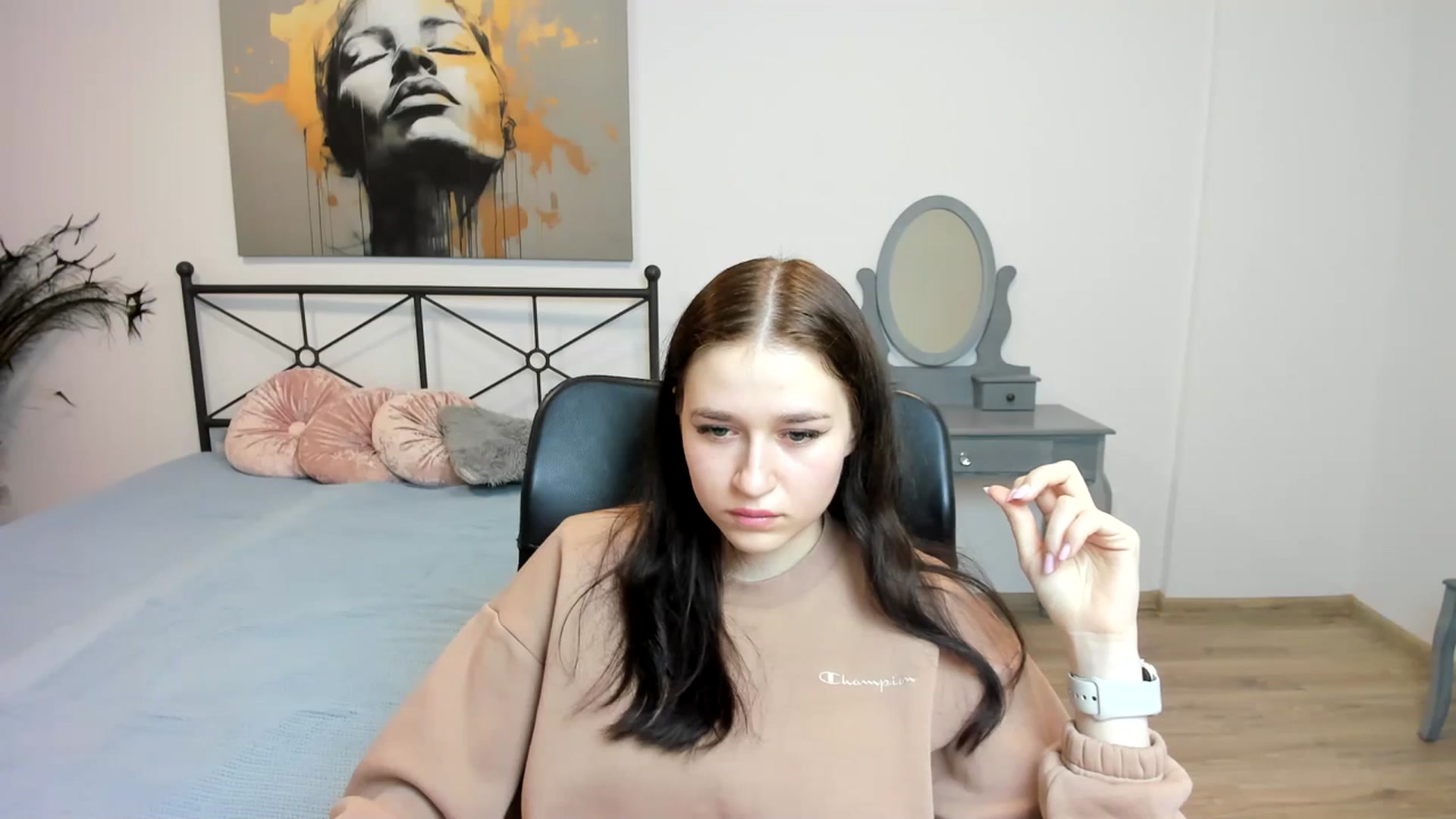 Gallery image thumbnail from SsweetPeaches's myfreecams stream on, 02/11/2024, 22:59 image 6 of 20