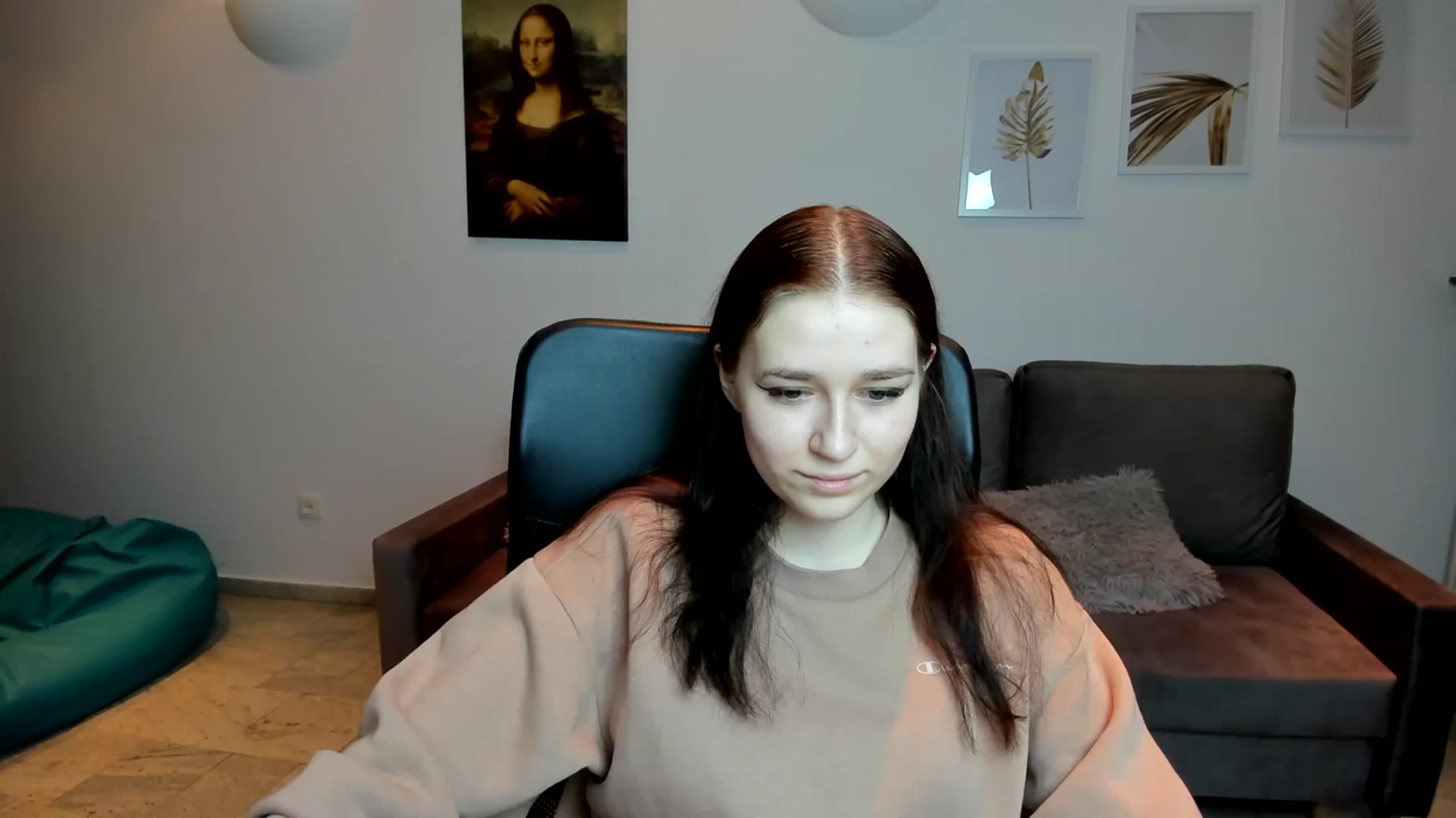 Gallery image thumbnail from SsweetPeaches's myfreecams stream on, 02/15/2024, 22:50 image 9 of 20