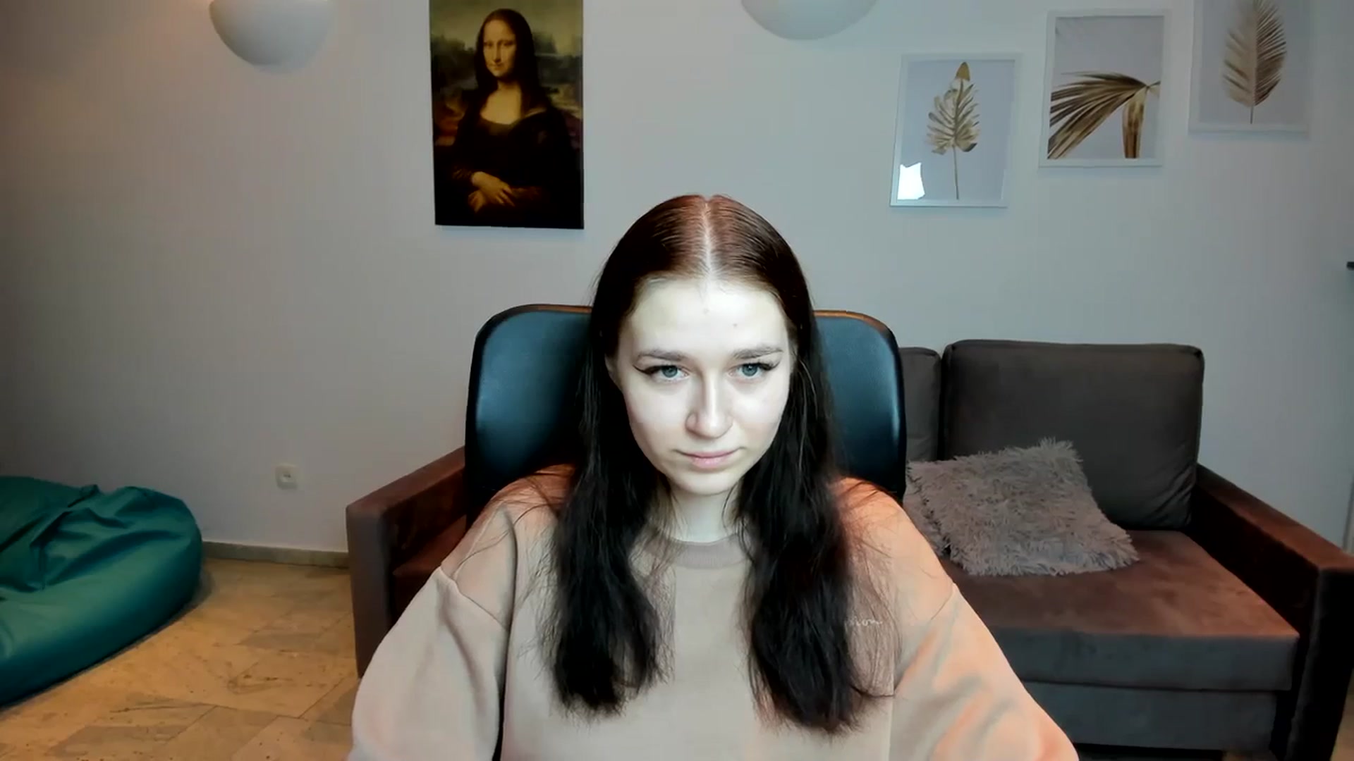 Gallery image thumbnail from SsweetPeaches's myfreecams stream on, 02/16/2024, 24:03 image 4 of 20