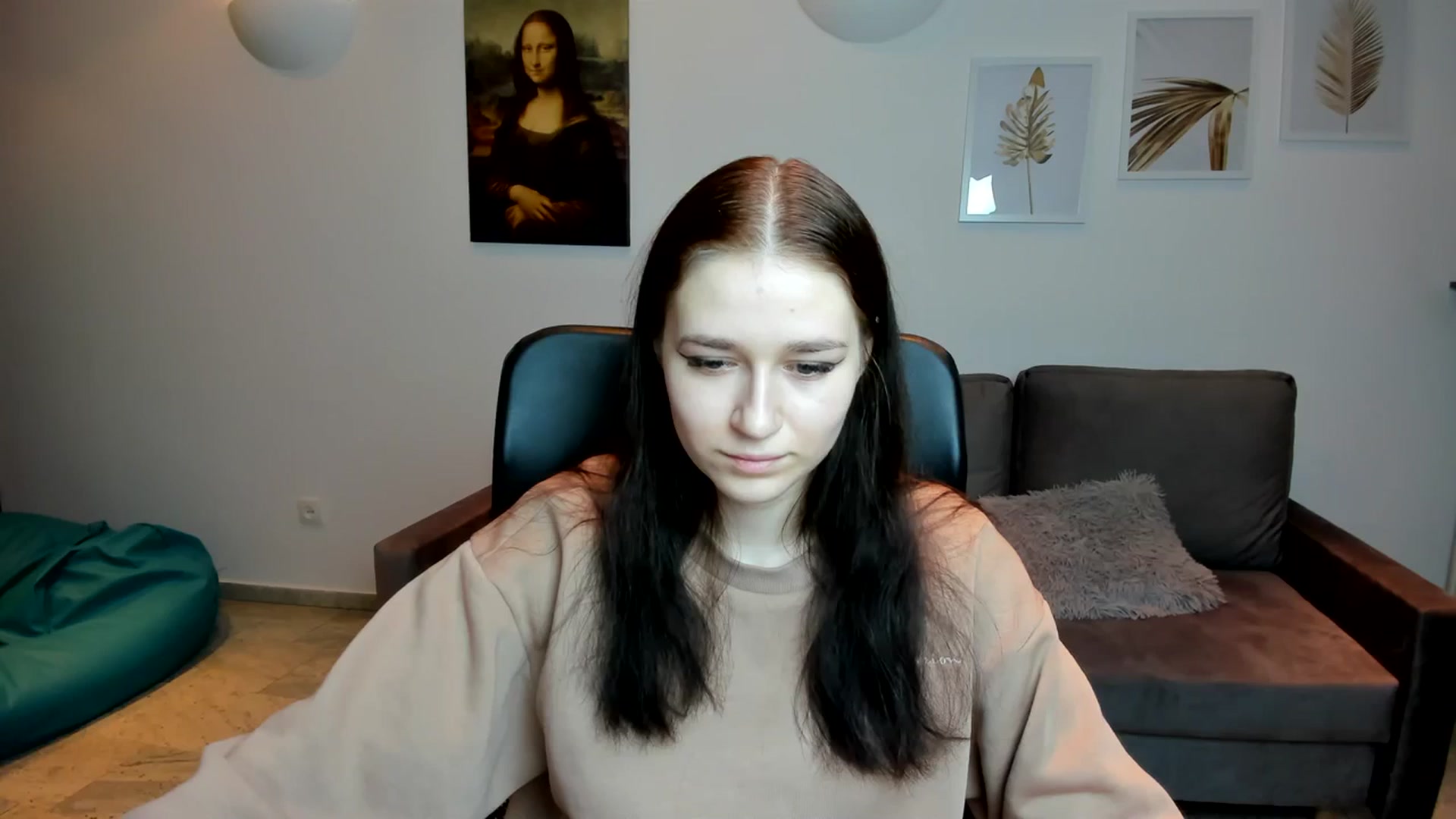Gallery image thumbnail from SsweetPeaches's myfreecams stream on, 02/16/2024, 24:03 image 7 of 20