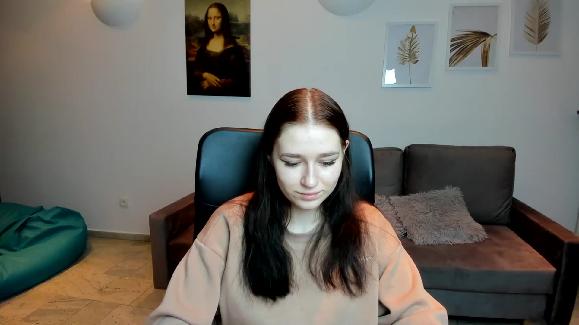 Gallery image thumbnail from SsweetPeaches's myfreecams stream on, 02/16/2024, 01:40 image 5 of 20