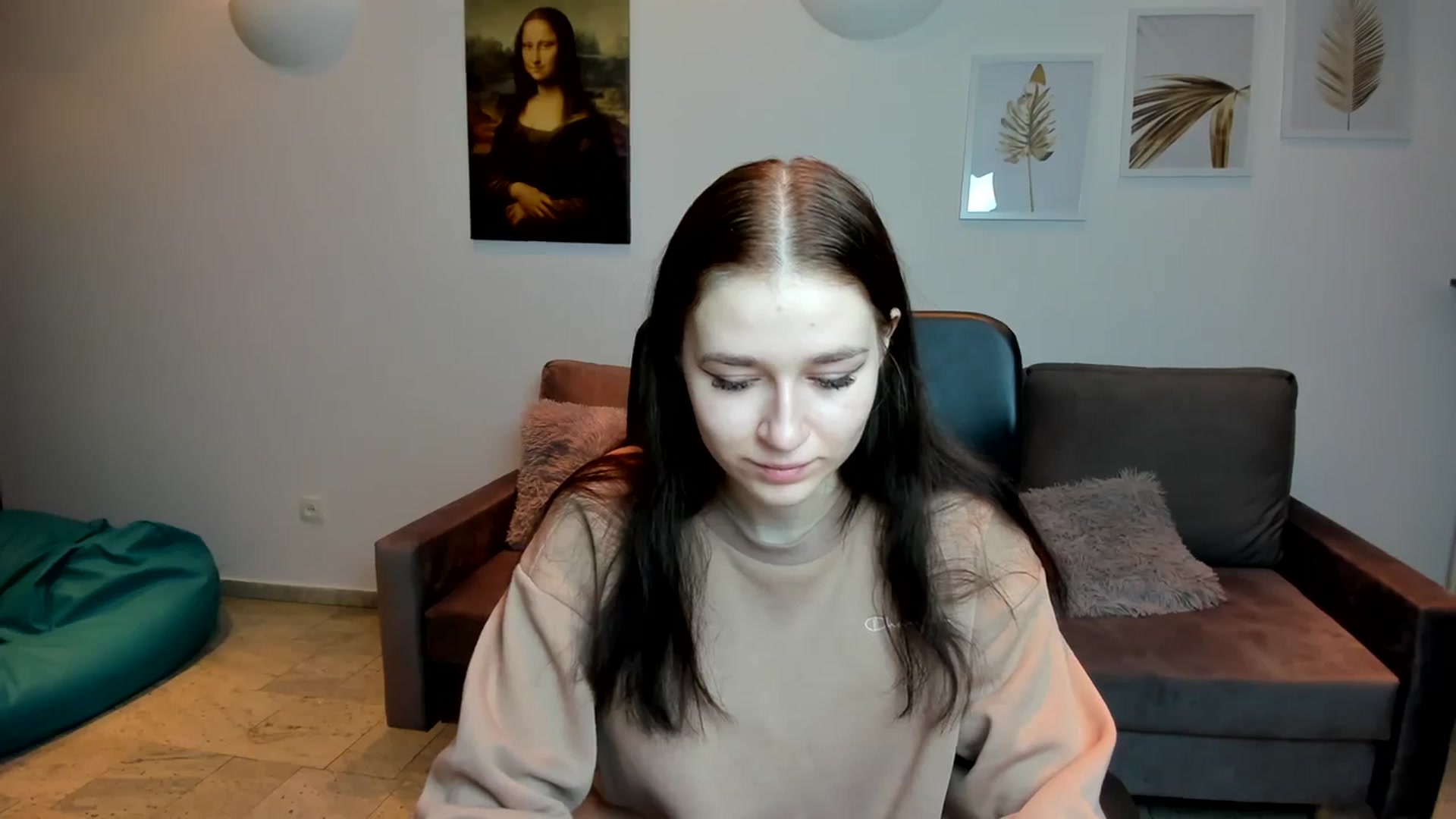 Gallery image thumbnail from SsweetPeaches's myfreecams stream on, 02/16/2024, 01:40 image 19 of 20