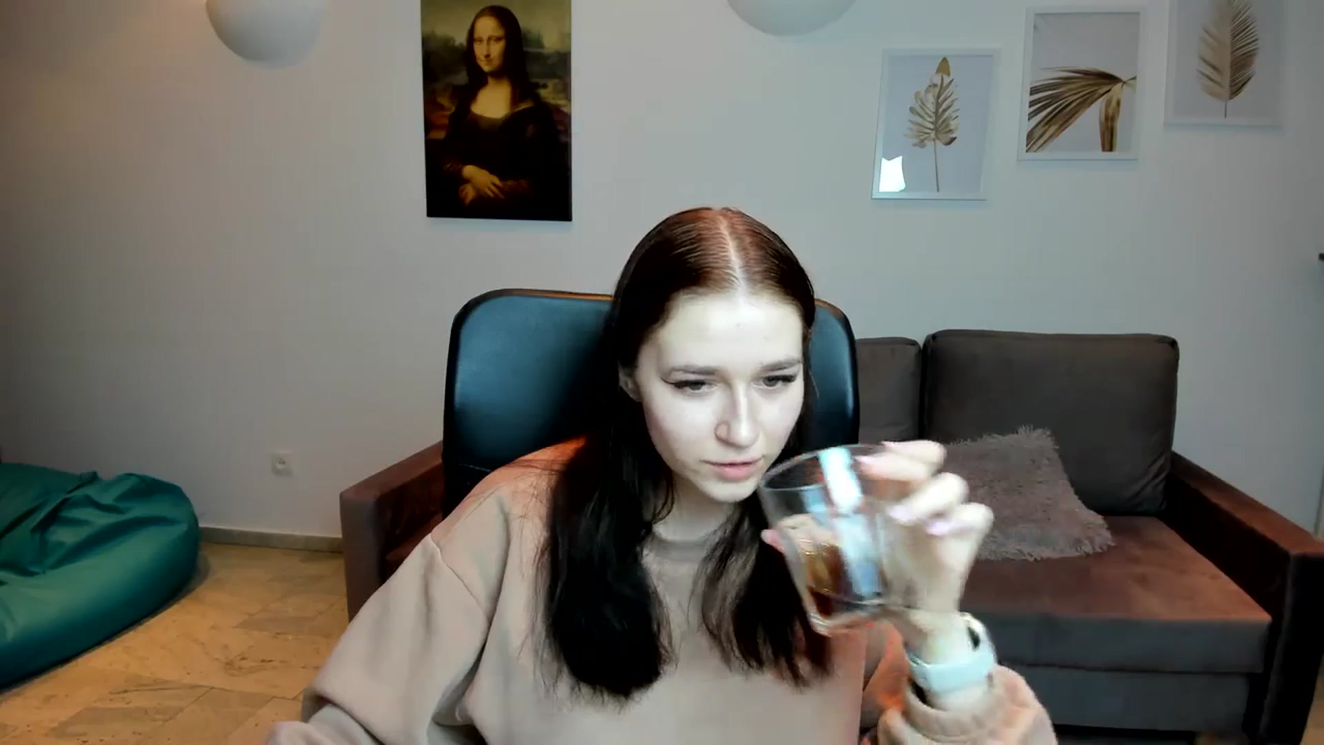 Gallery image thumbnail from SsweetPeaches's myfreecams stream on, 02/16/2024, 01:40 image 2 of 20