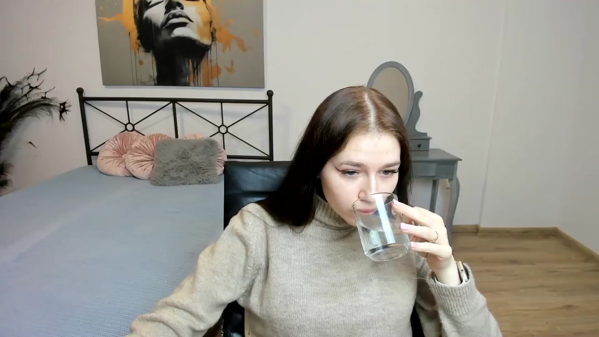 Gallery image thumbnail from SsweetPeaches's myfreecams stream on, 02/16/2024, 22:10 image 1 of 20