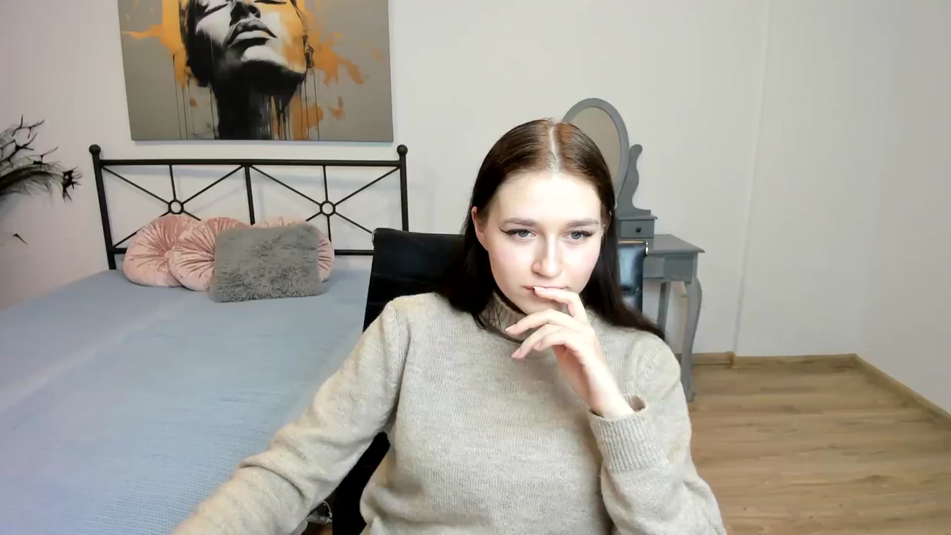 Gallery image thumbnail from SsweetPeaches's myfreecams stream on, 02/19/2024, 03:16 image 7 of 20