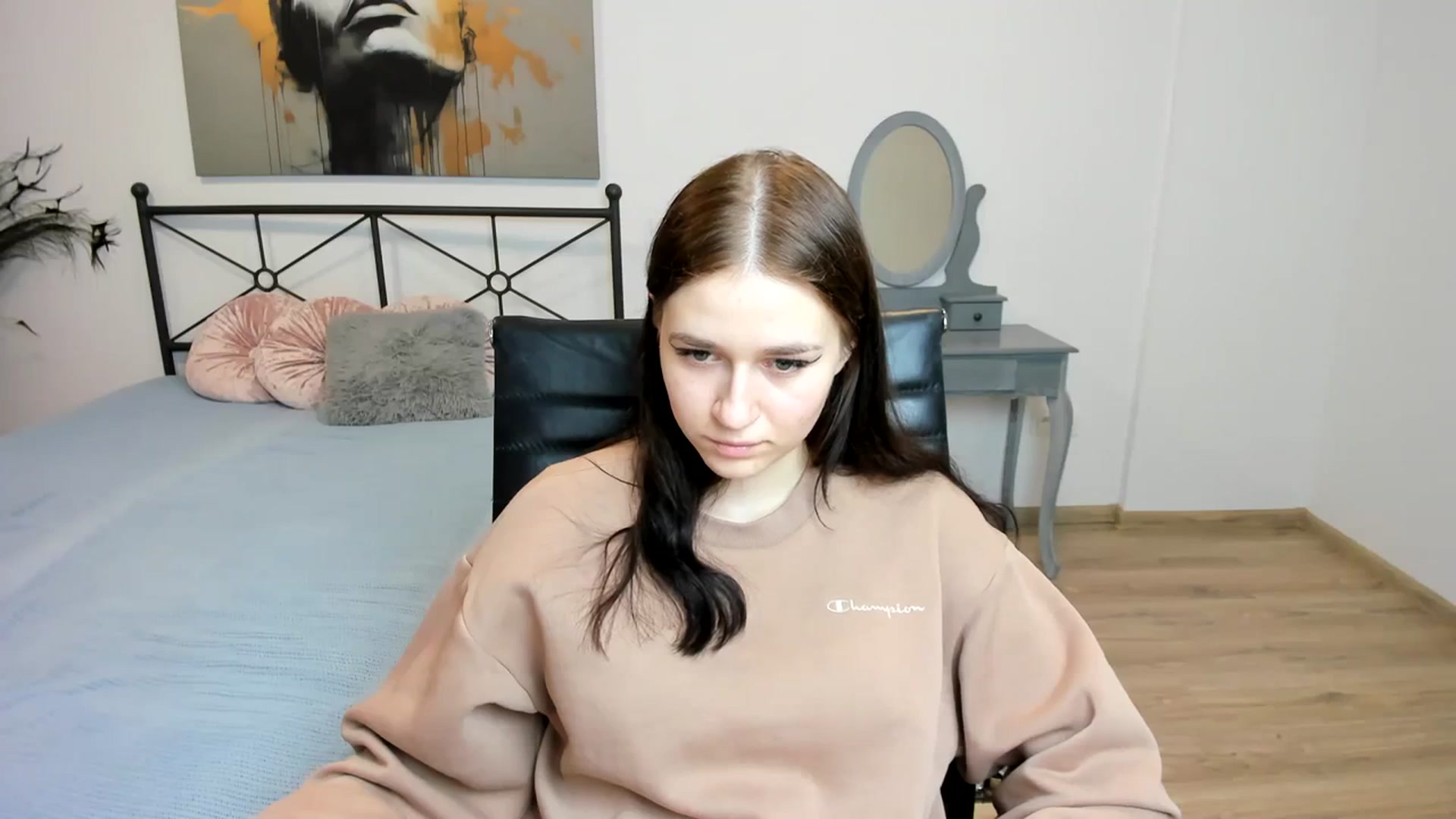 Gallery image thumbnail from SsweetPeaches's myfreecams stream on, 02/20/2024, 02:09 image 19 of 20