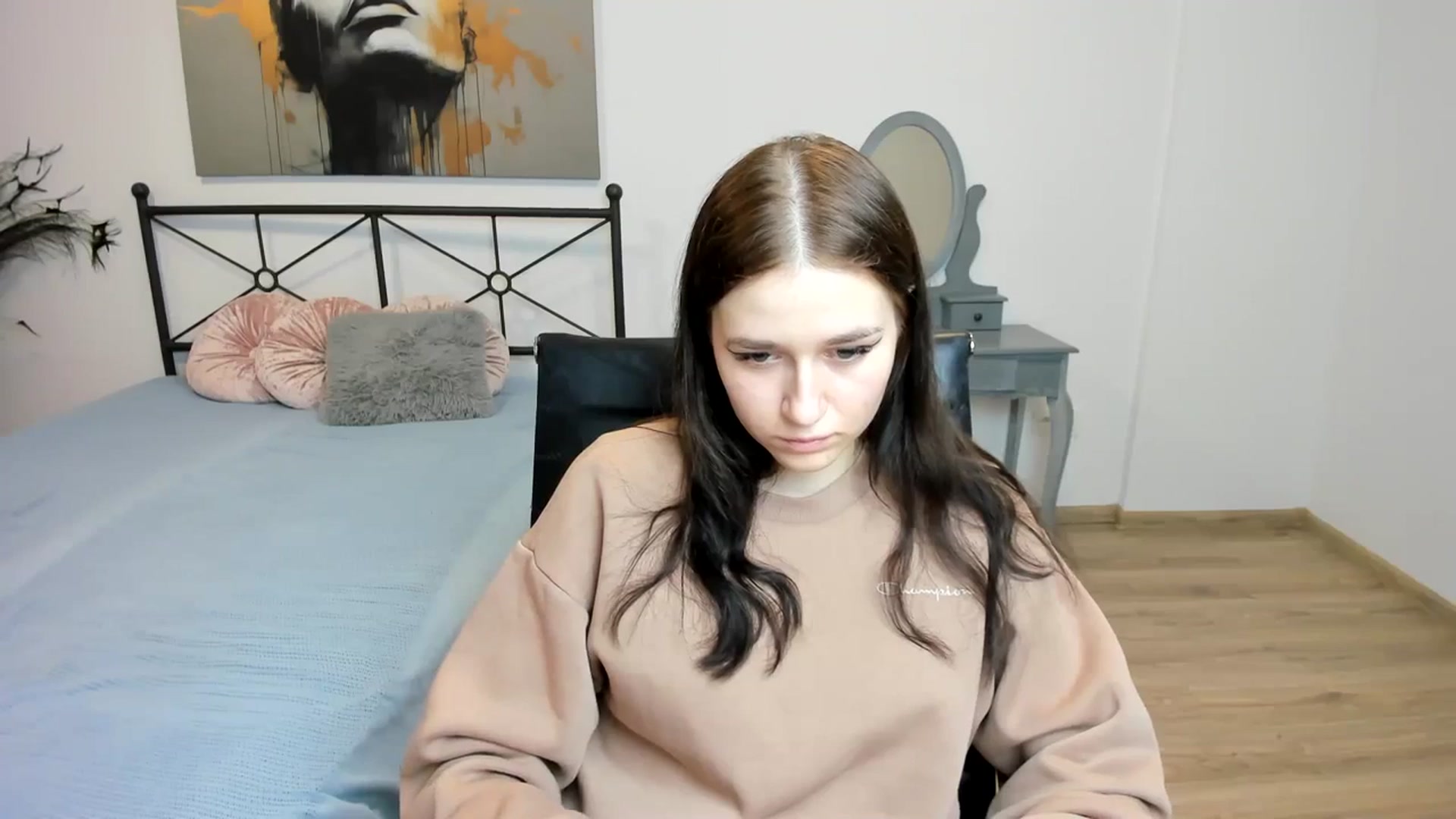 Gallery image thumbnail from SsweetPeaches's myfreecams stream on, 02/20/2024, 02:09 image 6 of 20