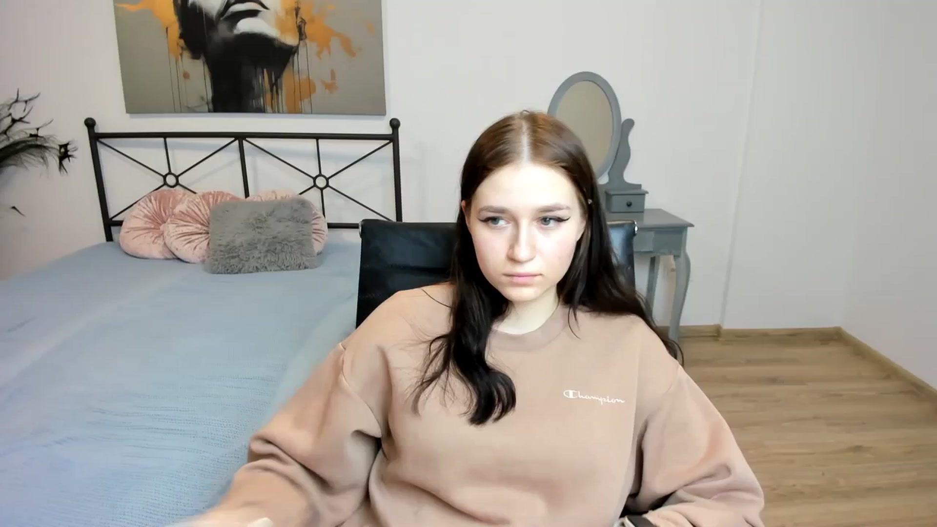 Gallery image thumbnail from SsweetPeaches's myfreecams stream on, 02/20/2024, 02:09 image 18 of 20