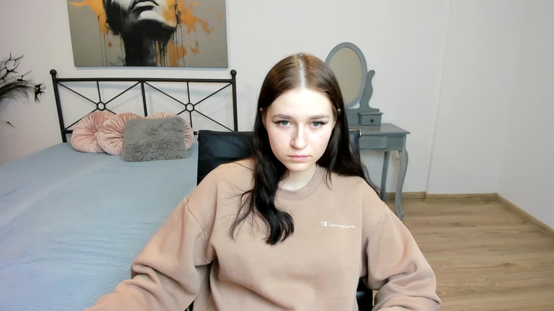 Gallery image thumbnail from SsweetPeaches's myfreecams stream on, 02/20/2024, 02:09 image 15 of 20