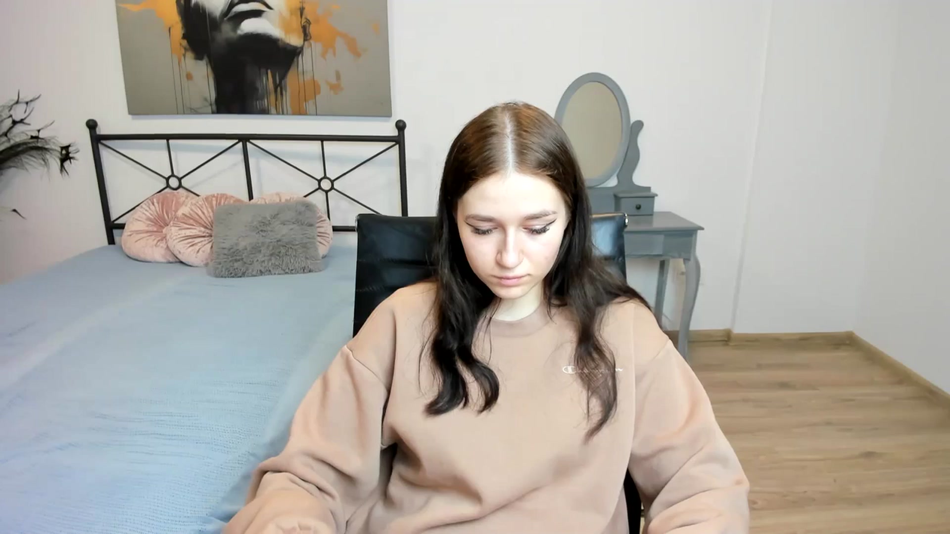 Gallery image thumbnail from SsweetPeaches's myfreecams stream on, 02/20/2024, 02:26 image 7 of 20