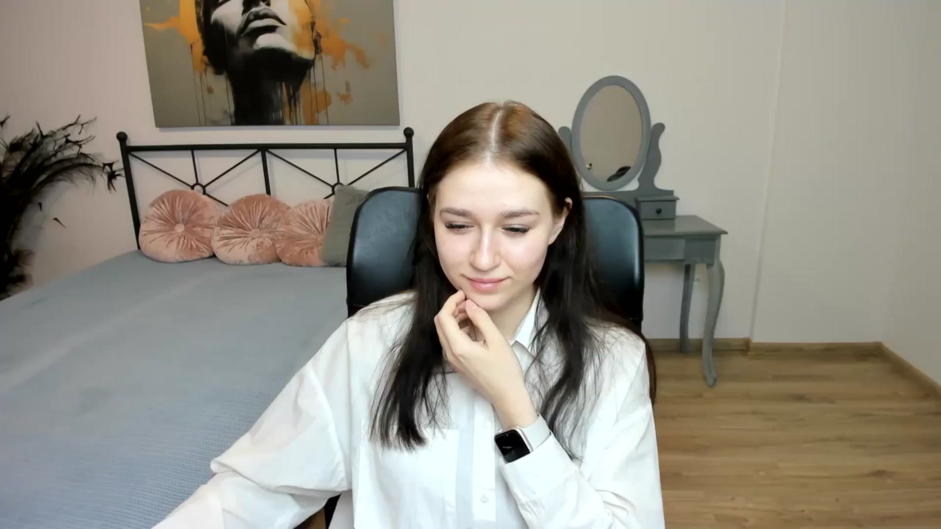 Gallery image thumbnail from SsweetPeaches's myfreecams stream on, 02/26/2024, 23:33 image 17 of 20